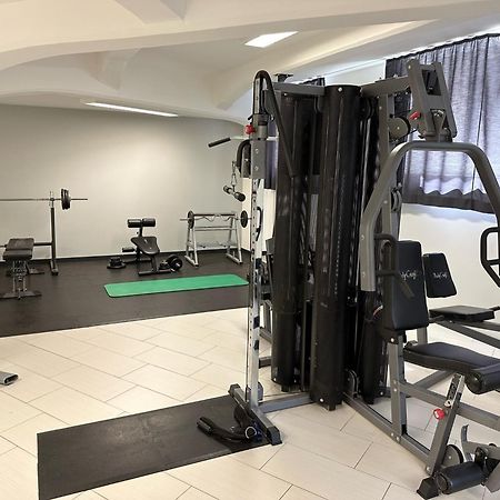 Meos 3 -Zentrum-Hofblick-Gym-Netflix Leipzig Ngoại thất bức ảnh