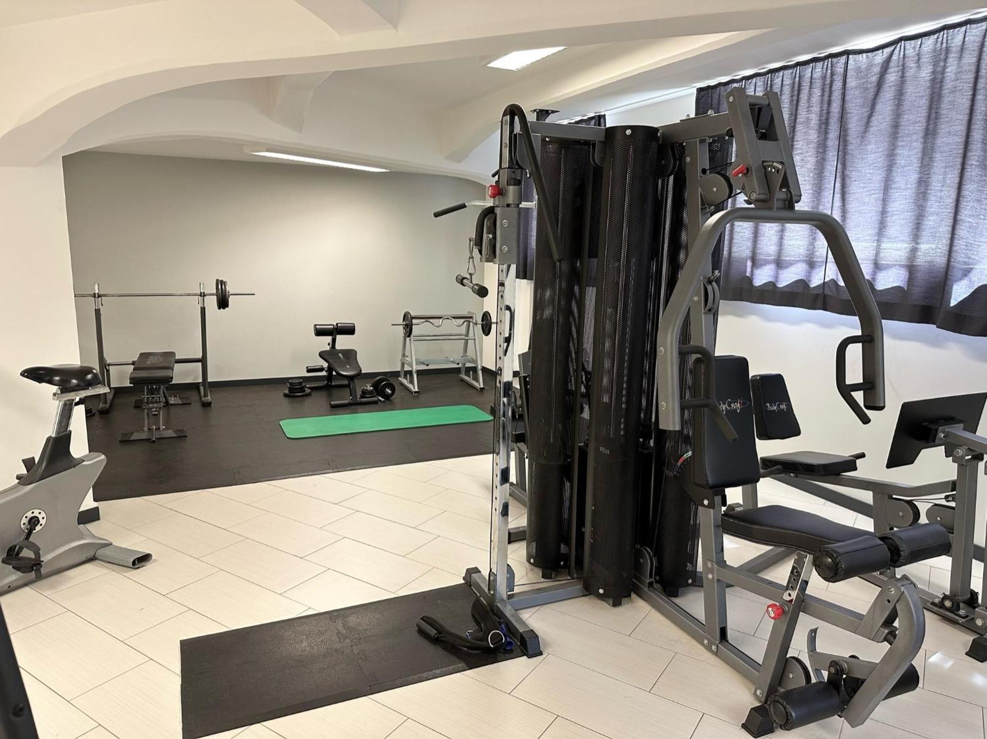 Meos 3 -Zentrum-Hofblick-Gym-Netflix Leipzig Ngoại thất bức ảnh